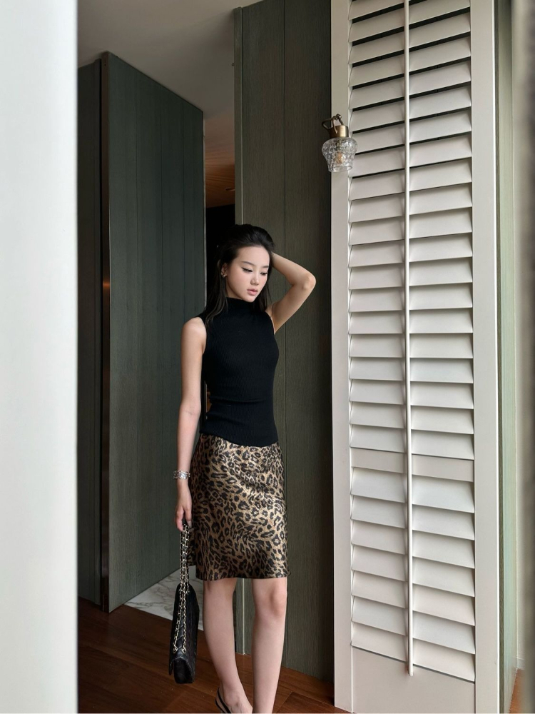 Vintage Gilded Leopard Pattern - Women'S Fashion Gilded Age ulasan dan harga