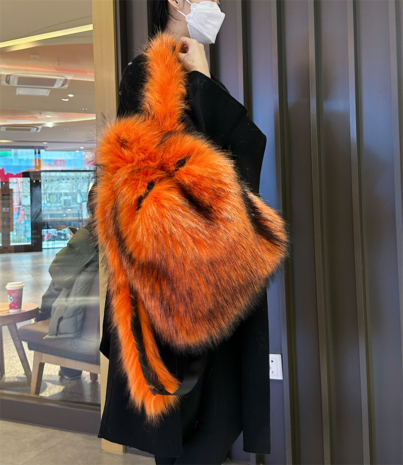 Y2K Faux Fur Leopard Women Bac - Women'S Fashion Backpack ulasan dan harga